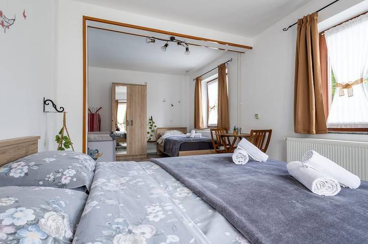 Nice home in Novo Zvecevo with sauna in Pozega-Slawonien