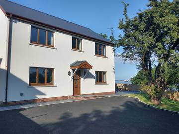 Holiday Home for 6 People in Pembrokeshire, South-Wales, Photo 2