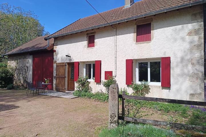 Location de vacances pour 6 personnes, avec Jardin à Ozolles