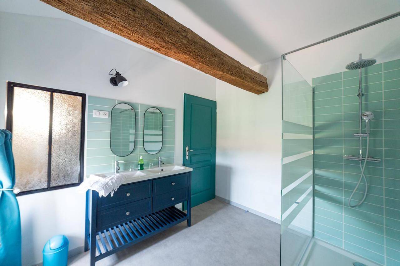 Double Room with Private Bathroom in Saint-Jean-de-Thurac, Quercy