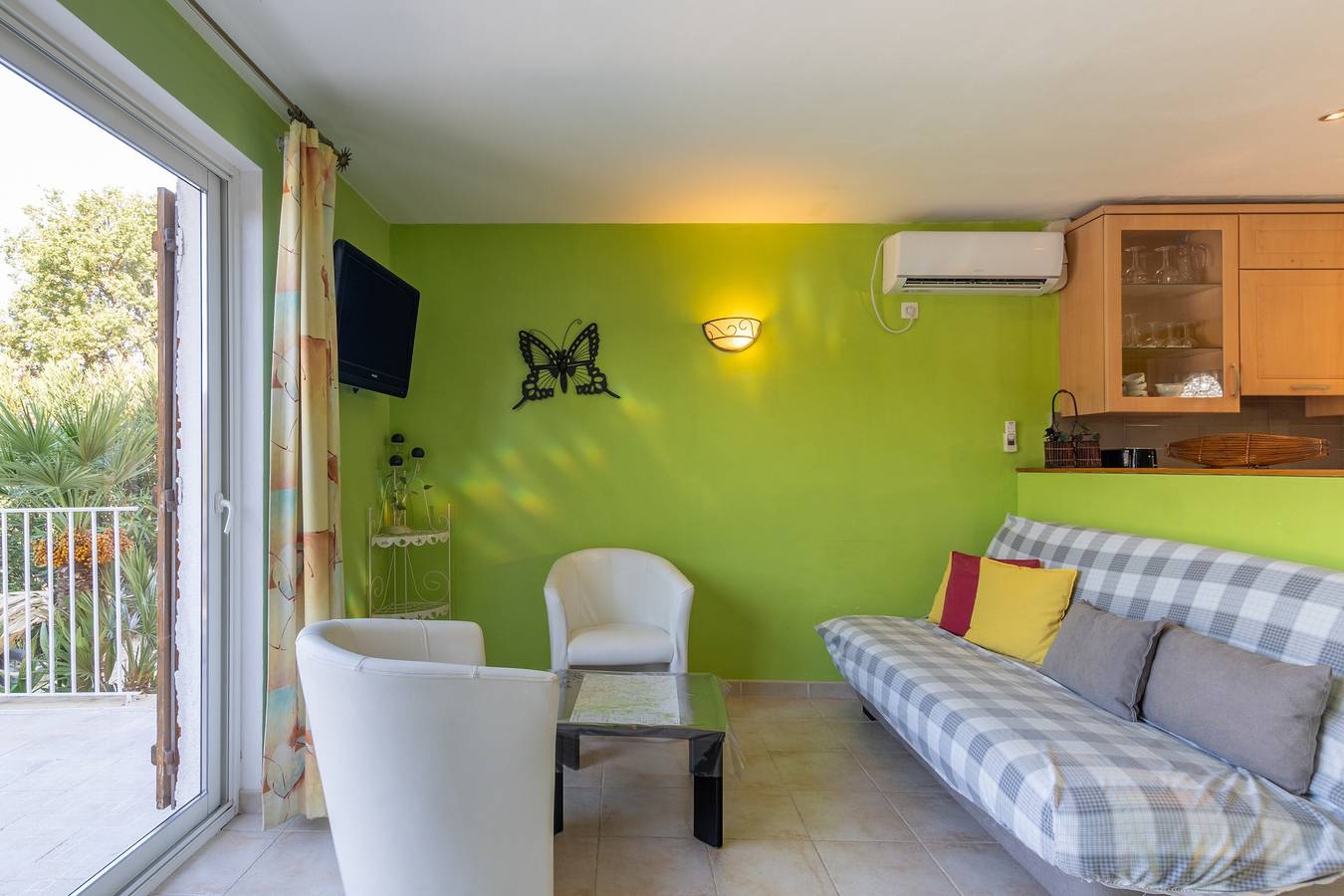 Magnificent Accommodation in Southern Ardèche with Peaks in Lagorce, Ardèche