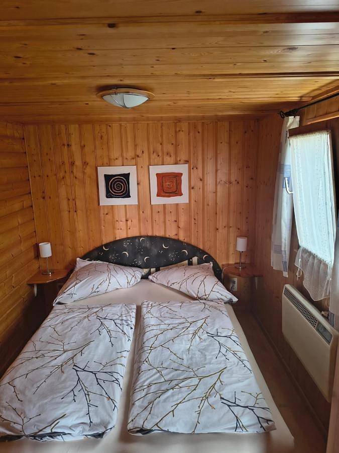 Ferienwohnung für 3 Personen, mit Terrasse und Kinderpool sowie Pool und Seeblick in Lenzen (Elbe) - 4