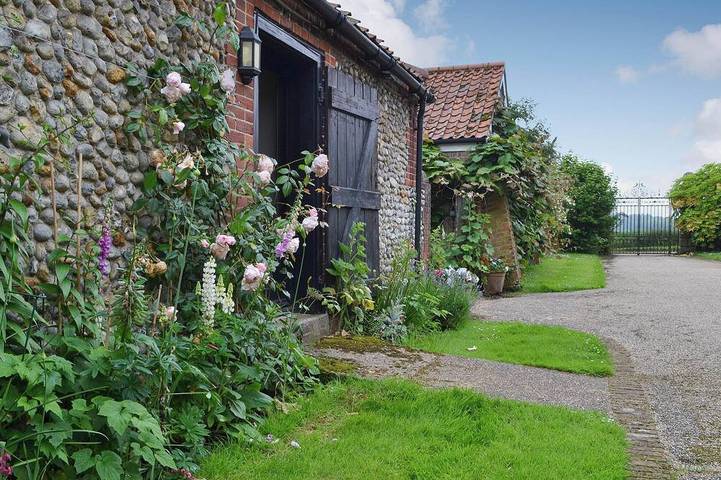 Holiday rental for 2 people, with pool in Norfolk
