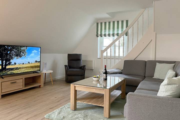 Ganze Ferienwohnung, Haus am Stadtwald Og - Whg. 5, Grünstreifen in Wyk auf Föhr (Stadt), Wyk auf Föhr