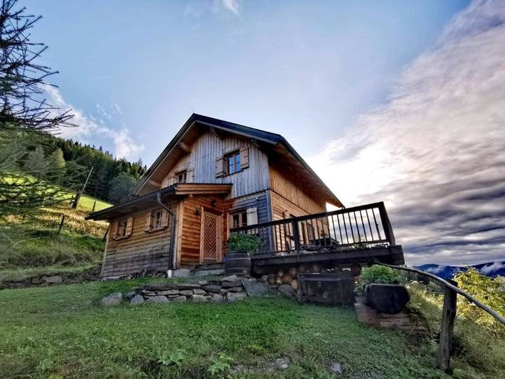 Lodge für 6 Personen, mit Terrasse und Ausblick
