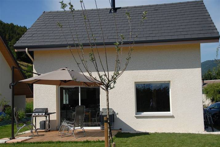 Casa de huéspedes para 6 personas, con terraza y jardín - 1