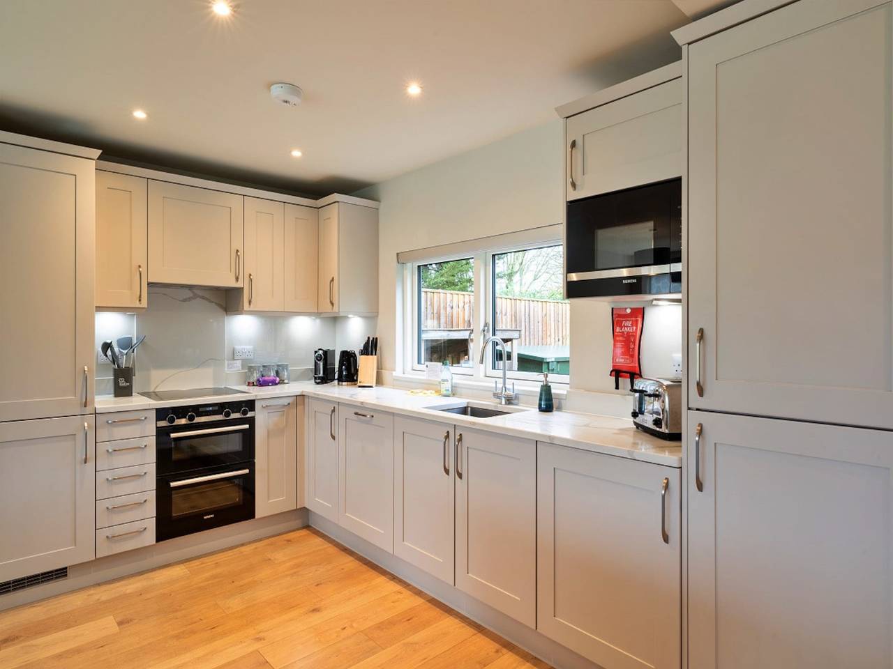 Cottage in England Forest with Private Garden in Dorsington, Warwickshire