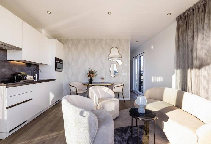 Two-Bedroom Chalet in Lemmer, Ijsselmeer