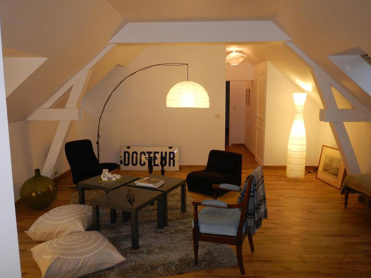 Double Room with Private Bathroom in Gauciel, Région d'Évreux