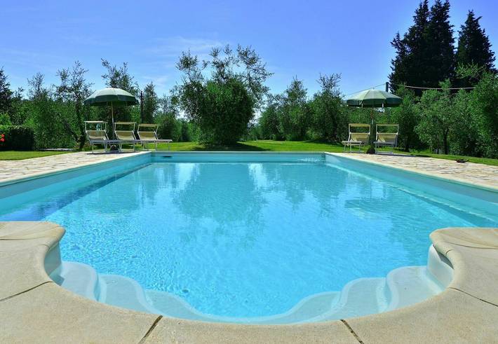 Villa per 8 persone, con terrazza e piscina a San Miniato