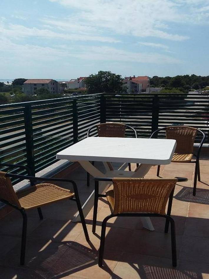 Ferienwohnung für 4 Personen, mit Balkon in Petrcane - 2