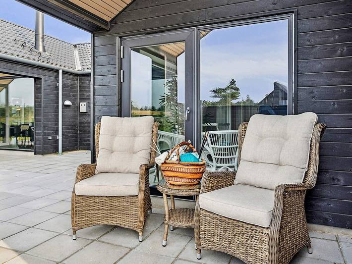 Ferienhaus für 18 Personen, mit Terrasse und Pool sowie Sauna auf Rømø - 2