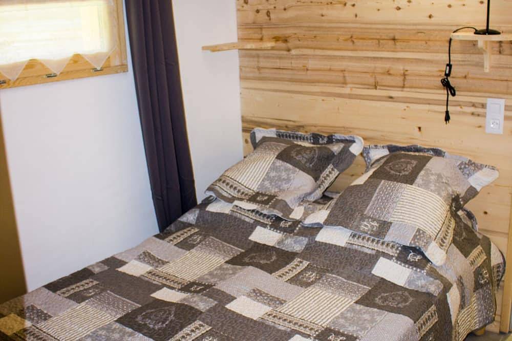 Apartamento entero, Apartamento nuevo, 3 estrellas, capacidad para 4 personas, en auténtico chalet de Saboya in Sainte-Foy-Tarentaise, Albertville region