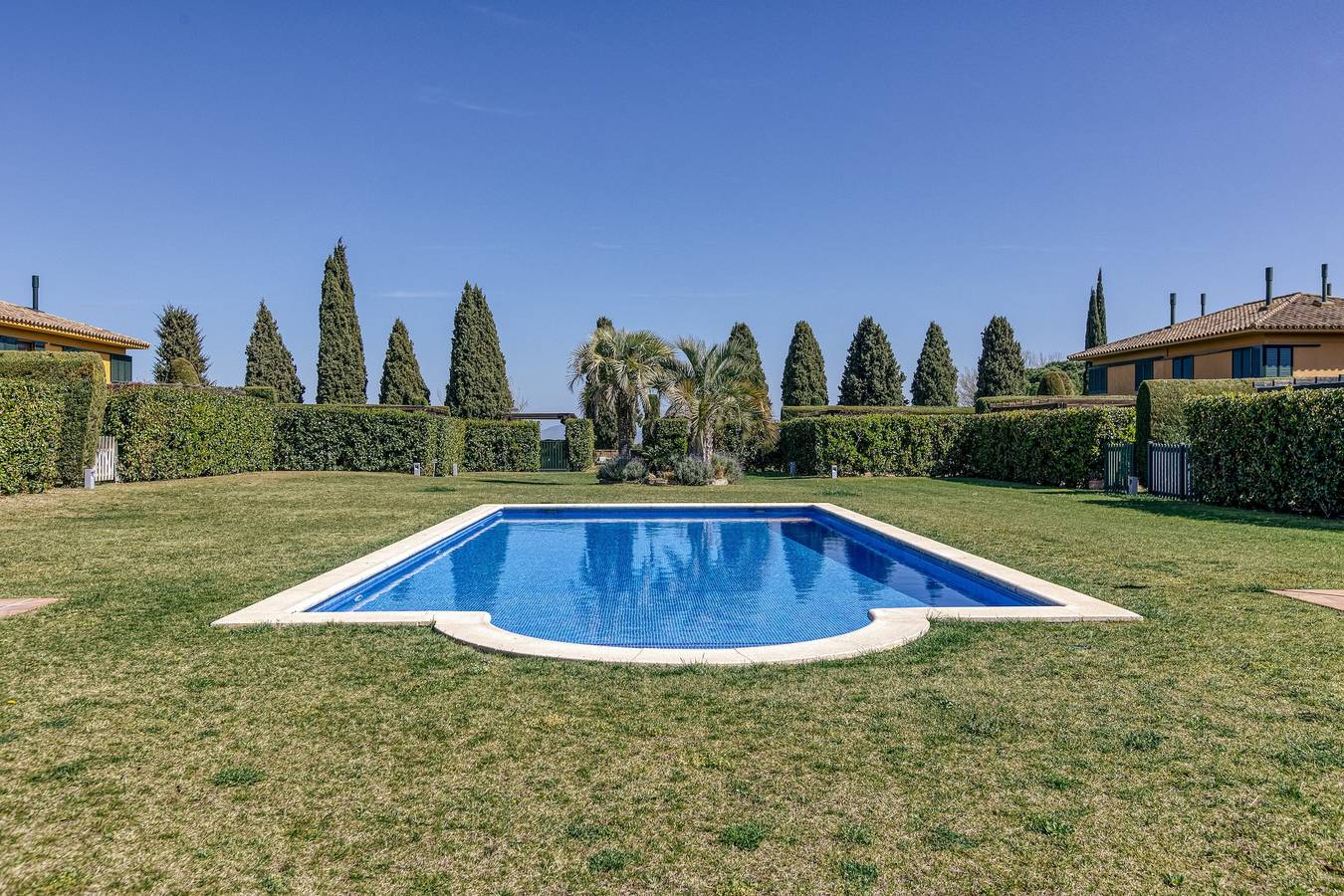 Villa di famiglia a Torremirona Resort in Navata, Upper Empordà
