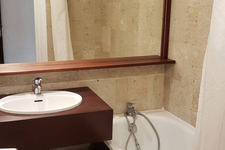 Appartement entier, Studio Mas du Tanit in Antibes, Côte méditerranéenne (France)
