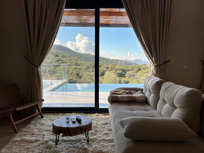 Ferienhaus für 4 Personen, mit Balkon und Terrasse sowie Garten und Pool in Petra (Griechenland)