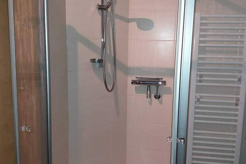 Ganze Wohnung, Moderne neue  Ferienwohnung im Erzgebirge für 2 bis 4 Personen in Pobershau, Marienberg