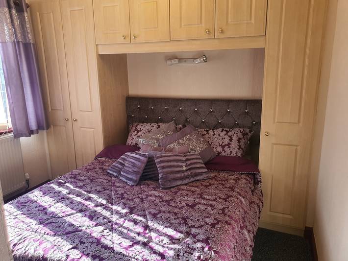 Wooden Lodge, Sleeps 9 with Veranda & Decking in Thornton-Cleveleys, Lancashire