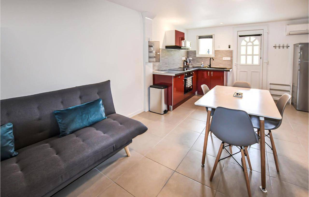 Appartement entier, Two-Bedroom Apartment in Meysse, Privas (arrondissement)