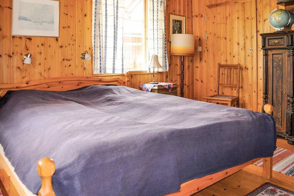 Nice home in Stöllet with kitchenette in Värmlands land