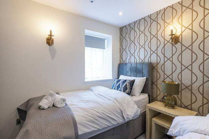 Appartement entier, Apartment in Guildford with Parking in Worplesdon, Guildford