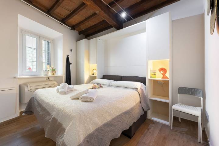 Appartamento intero, Keys of Italy - Erta Canina 36 - Studio in S.Niccolò for 1 or 2 guests in Firenze Centro storico, Firenze