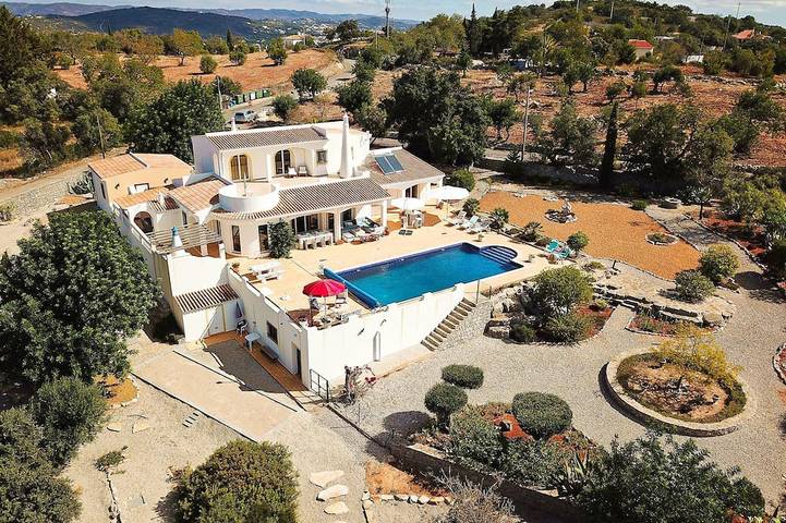 Villa für 8 Personen, mit Garten - 1
