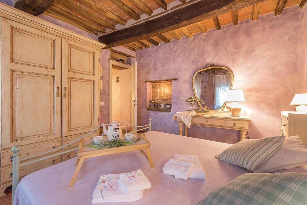 Magnifique maison à Buti Pi avec piscine privée, utilisable à l'intérieur. in Buti, Province de Pise