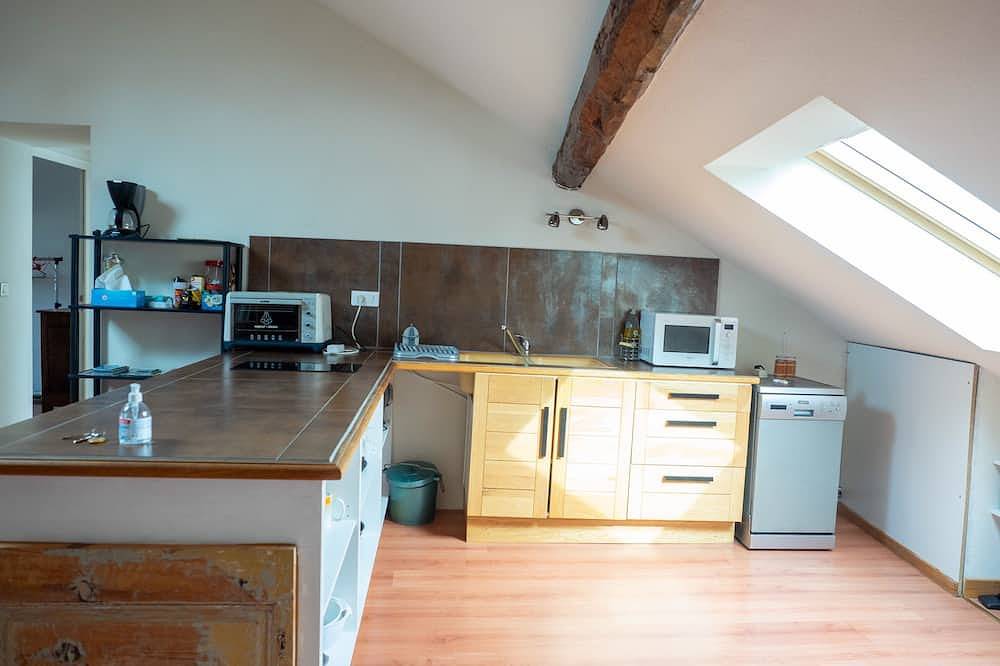 Apartamento entero, Apartamento en casa de pueblo in Embrun (Altos Alpes), Parque Nacional de los Ecrins