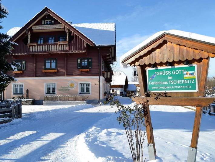 Ferienhaus für 10 Personen, mit Balkon und Garten in Pruggern