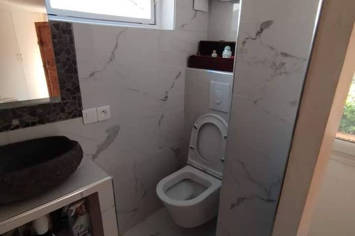 Ganze Wohnung, Charming studio in Toulon - quiet, bright and well located in Toulon, Mittelmeerküste (Frankreich)