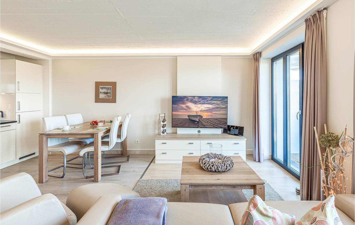 Ganze Ferienwohnung, Gemütliche Wohnung mit Terrasse, 500m zum Strand von Binz in Prora, Binz