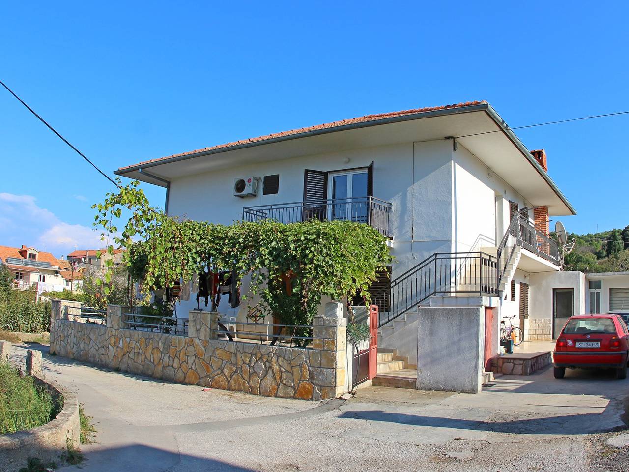 Apartamento entero, Apartment with balcony in Jelsa, Hvar (isla)