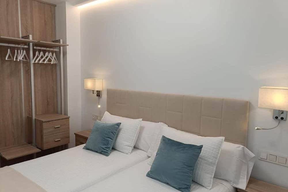 Entire apartment, 203 Apartamento San Nicolas Alboran Con Vistas Laterales al mar en Adra in Adra, Costa de Almería