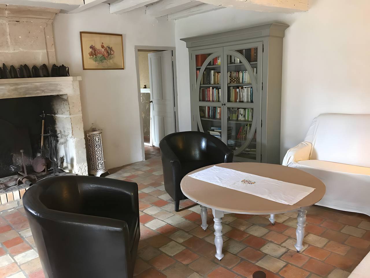 Gîte 'La Fromagerie' mit gemeinschaftlichem Pool, privater Terrasse und Wlan in Paroisse Saint-Damien-en-Châtelleraudais, Vienne