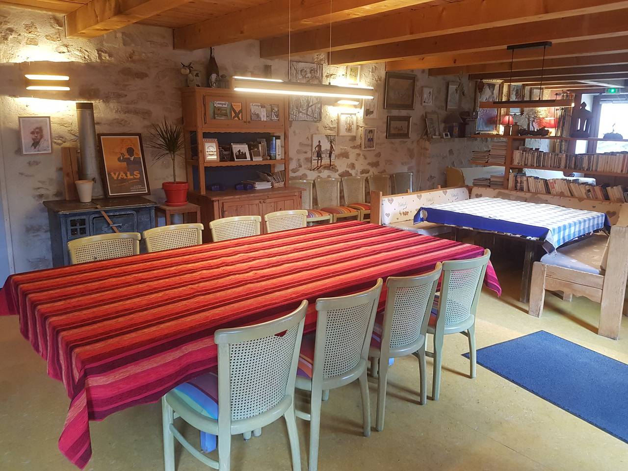 Gite La Maison Bleue in Gras, Privas