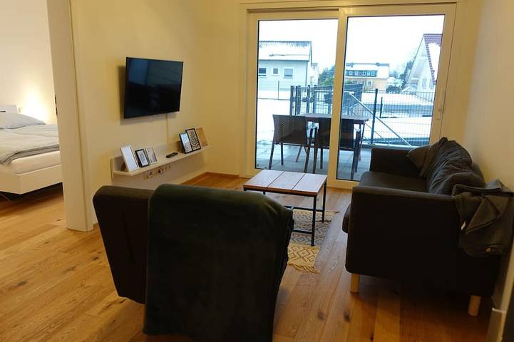 Ganze Wohnung, Schöne 2 Zimmer Ferienwohnung mit 70 m² in Kressbronn in Guter Lage in Kressbronn am Bodensee, Region Bodensee-Oberschwaben
