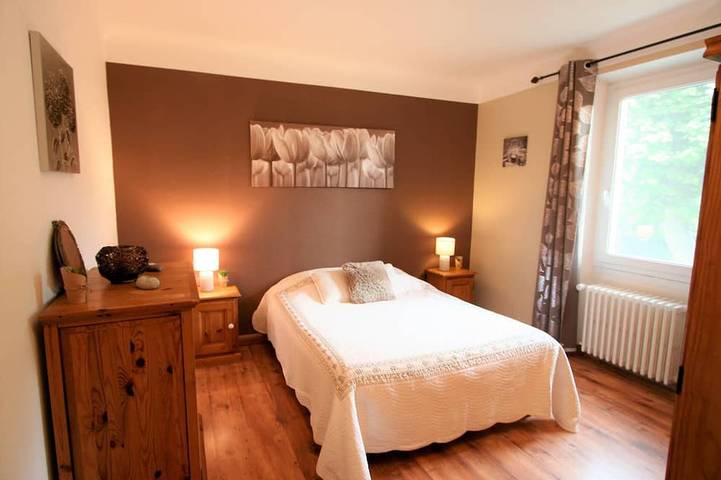 Location de vacances pour 6 personnes, avec piscine ainsi que terrasse et jardin à Ménerbes - 3