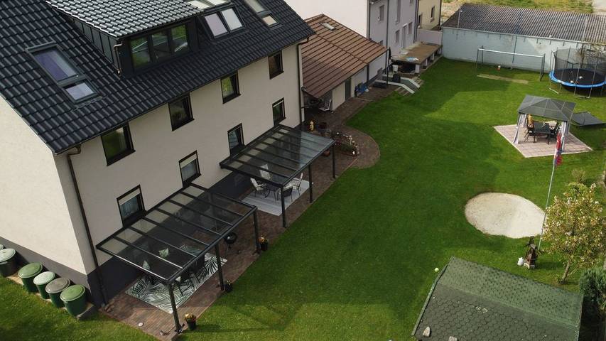 Ferienwohnung für 2 Personen, mit Terrasse und Garten sowie Ausblick in Wertheim