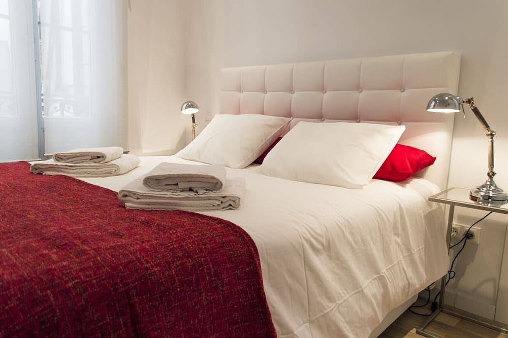 Entire apartment, Apartment Madrid Downtown Puerta del Sol M (Pre2C) in Centro (Madrid), Madrid
