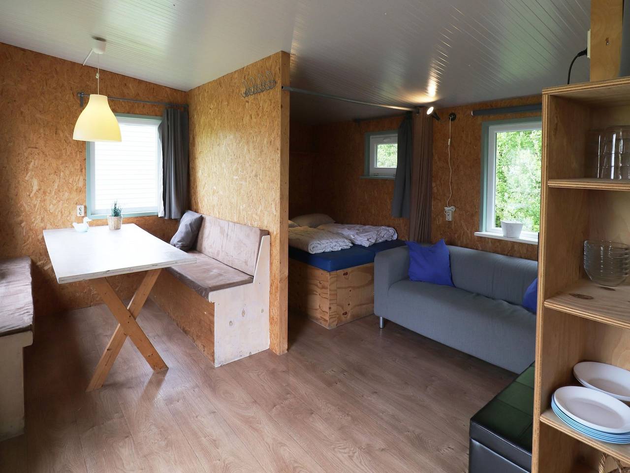 Cabin by Hegermeer with Boat Rentals in Heeg, Ijsselmeer