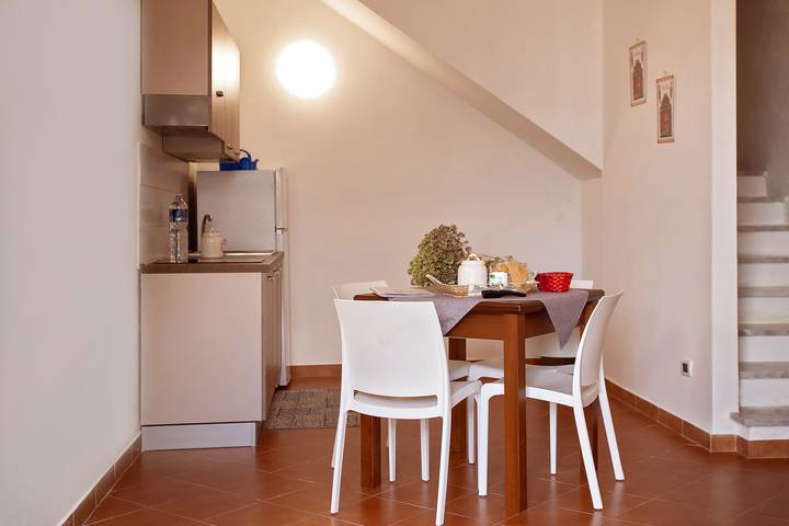 Entire apartment, Holiday Home "Paese Albergo - Athena" with Sea View, Balcony and Wi-Fi in Motta d'Affermo, Monti Nebrodi