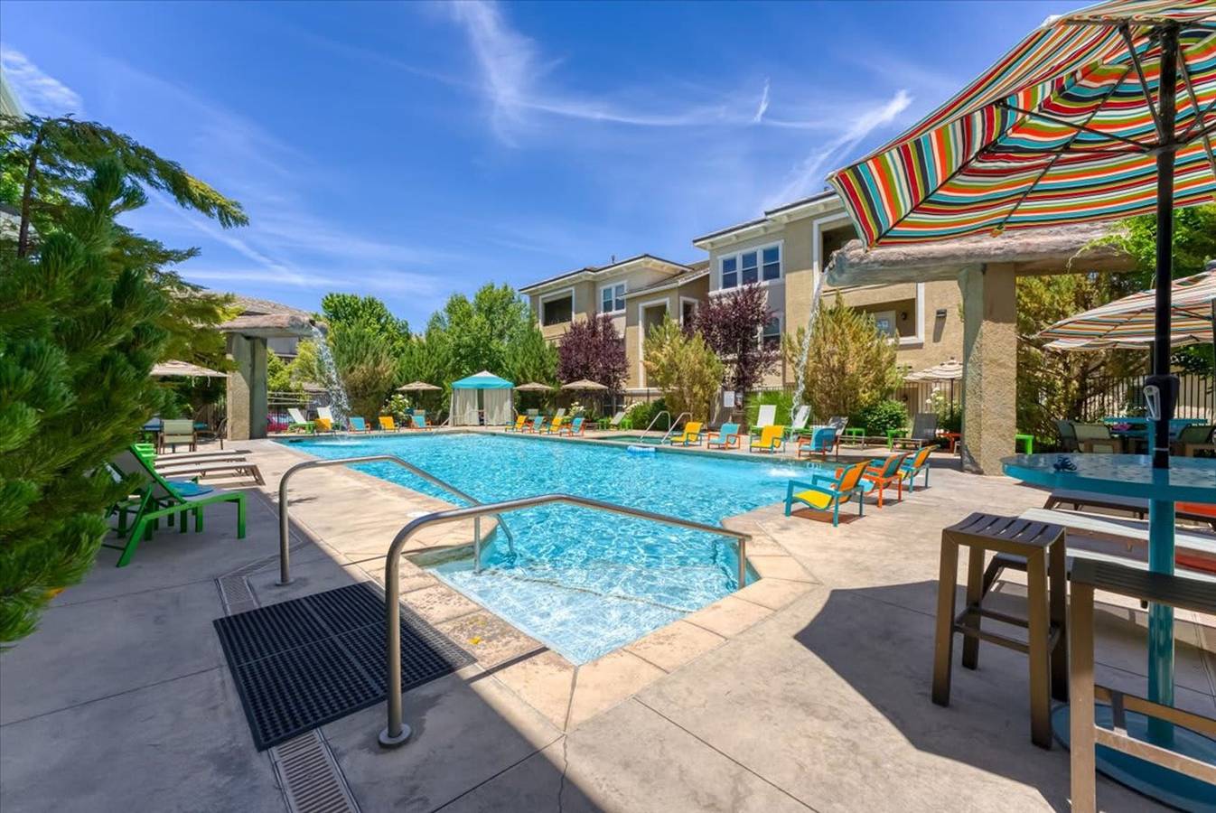 Appartamento intero, New Cozy 1Br Apt with Gym, Sauna & Heated Pool Access in Nevada