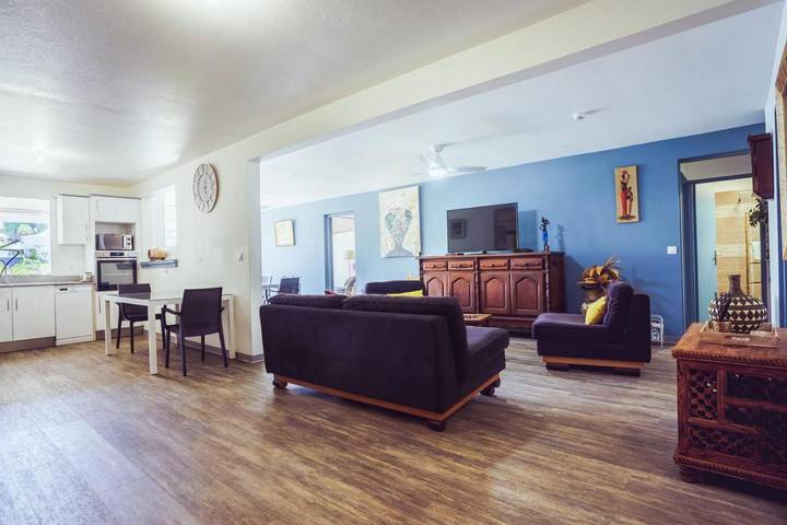 Gîte pour 6 personnes, avec jacuzzi et terrasse dans Plage de l’Anse Vinaigri - 4