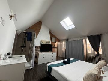 Gîte pour 2 personnes, avec terrasse à Écommoy