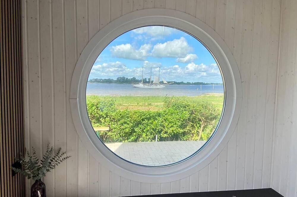 Tiny House direkt am Weserstrand in Hagen im Bremischen, Nordseeküste
