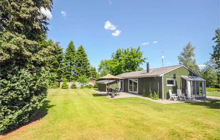 Ferienhaus für 8 Personen, mit Garten und Terrasse sowie Whirlpool und Sauna in Lolland-Falster