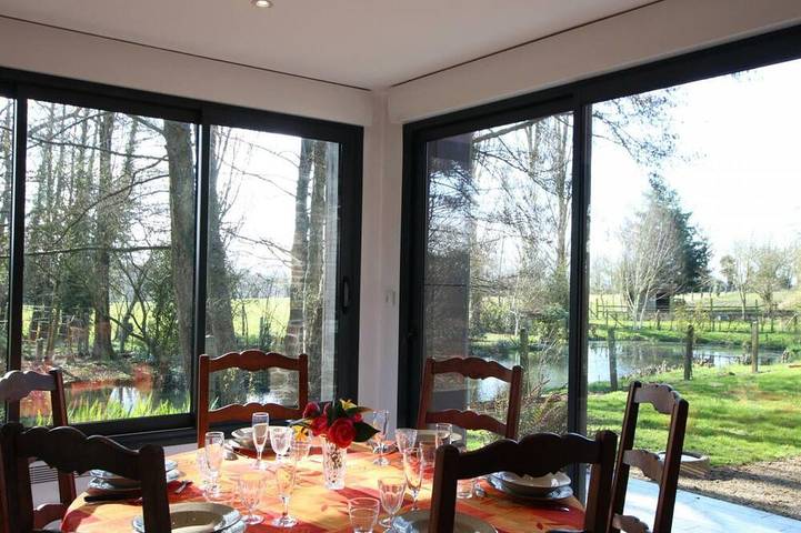 Gîte pour 6 personnes, avec Terrasse et Jardin