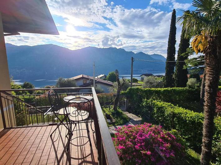 Location de vacances pour 2 personnes, avec vue ainsi que jardin et vue sur le lac, animaux acceptés à Bellagio - 2