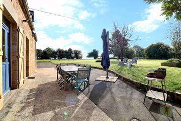 Gîte pour 8 Personnes dans La Bazouge-du-Désert, Fougères-Vitré, Photo 1